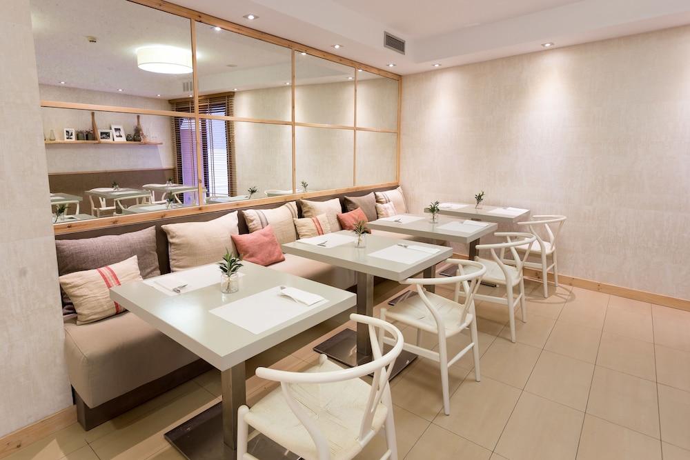 Musik Boutique Hotel Barcelona Luaran gambar